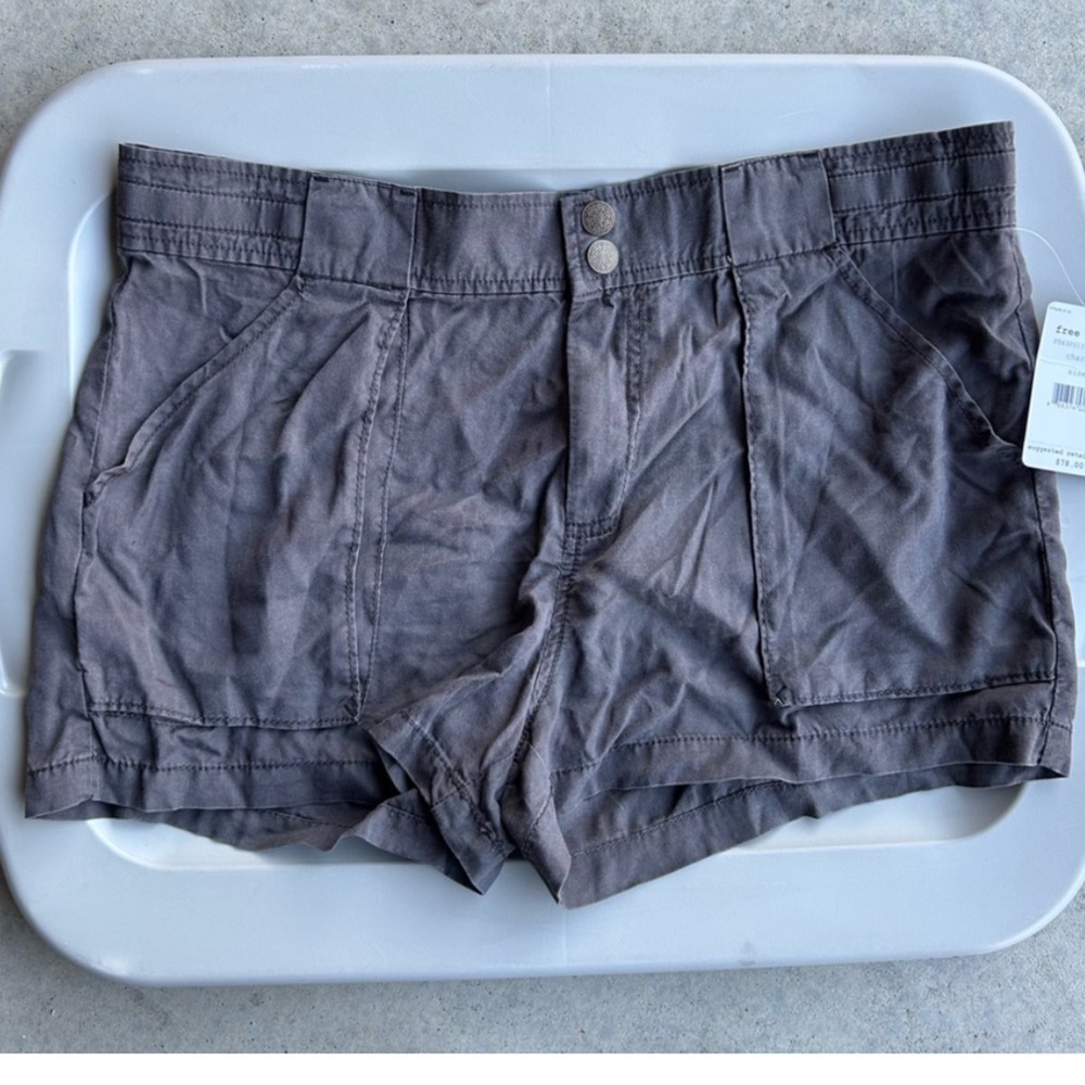 NWT  Free People Drippy Tencel Shorts in Charcoal   Size: 6